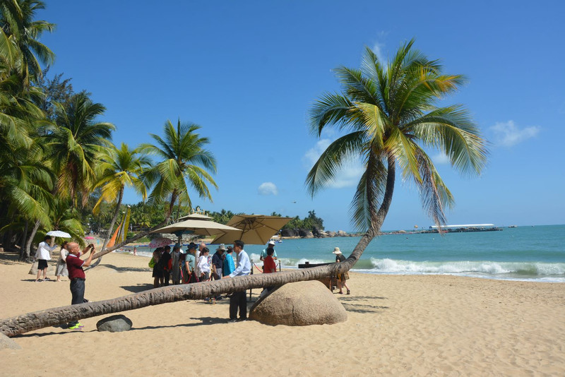 海南盛邀，尊敬的领导与朋友们共襄盛举